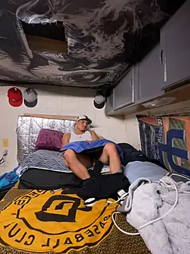 OmarSalasxh33's Webcam Show