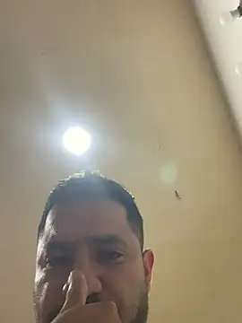 alvaro91911 – webcam-show