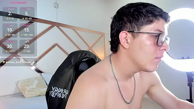 Show modela Carlos_brinez na web-kameri