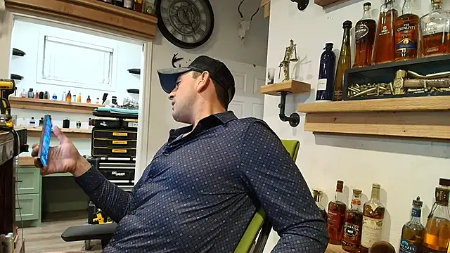 HoT_sHoT_357: διαδικτυακό σόου στην κάμερα