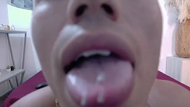 Thiago_16 Webcam Show