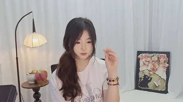 Sasha-666 网络视讯表演