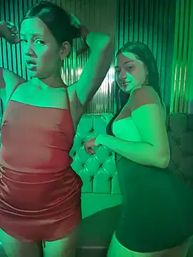 party-girls: διαδικτυακό σόου στην κάμερα