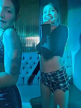 party-girls' Live XXX Chat