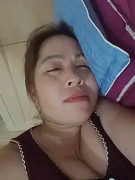 cumgirl1 Pertunjukan Webcam
