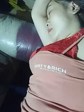 cumgirl1 在線直播表演