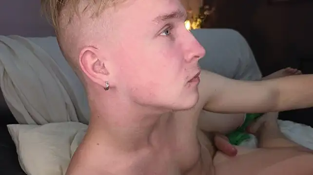 _AlexHot_n Webbikameraesitys