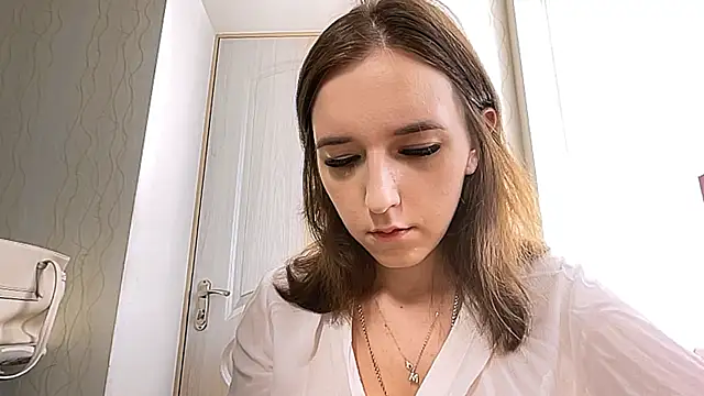 mia_labs1's Live XXX Chat