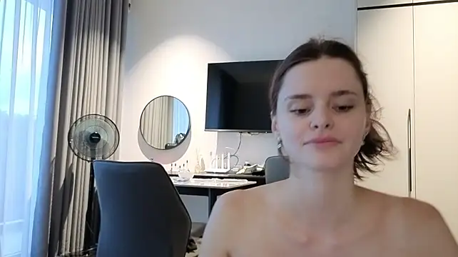 Lovers_exen Webbikameraesitys