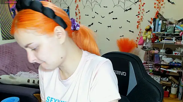 Show modela FoxFlame na web-kameri