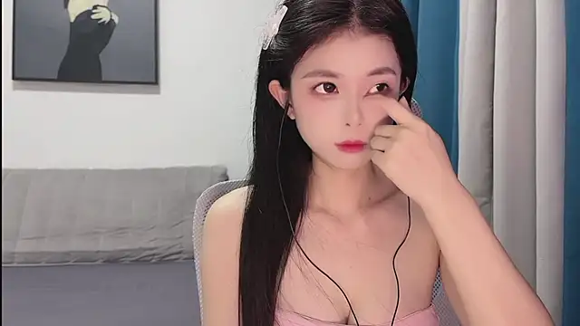 Luna3344 在線直播表演