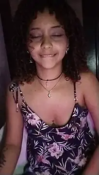 MIlan333X's Live Chat Room