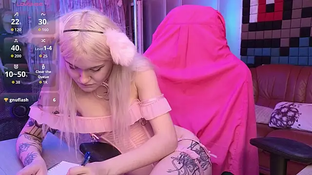 Show modela milishamyrrr na web-kameri