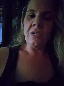 JoyceAndFriendsn Webbikameraesitys