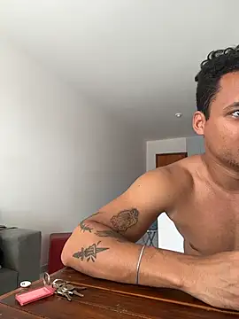 jholanda877 Webcam Show