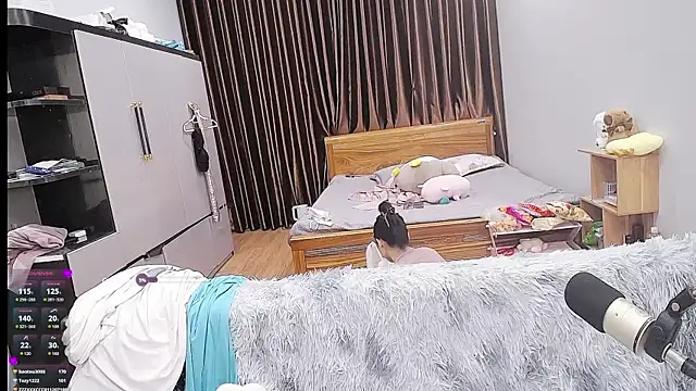 xiaoxiao2005 Webcam Show