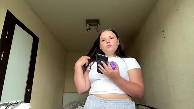 LianalimonLi Show in webcam