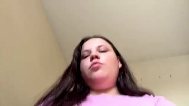 Show modela LianalimonLi na web-kameri