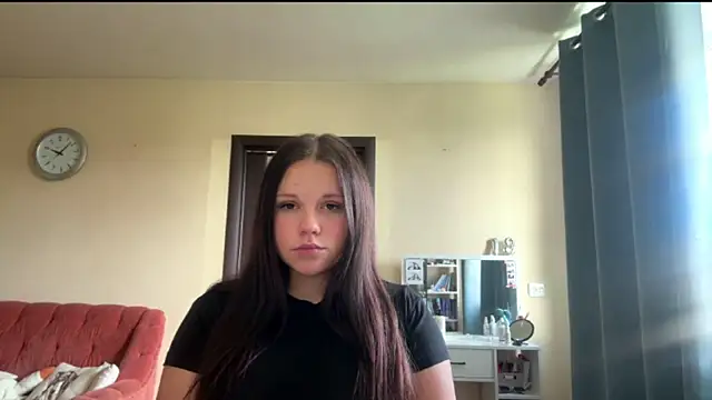 Show modela LianalimonLi na web-kameri