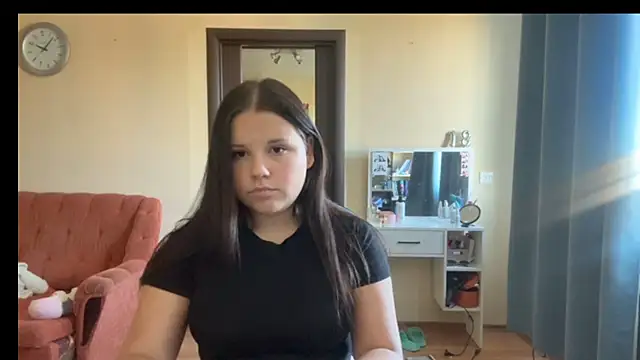 LianalimonLi Show in webcam