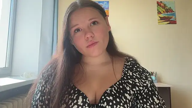 Show modela LianalimonLi na web-kameri