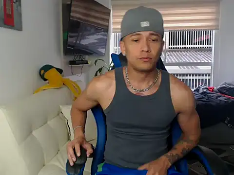 dilan18xxxのウェブカメラショー