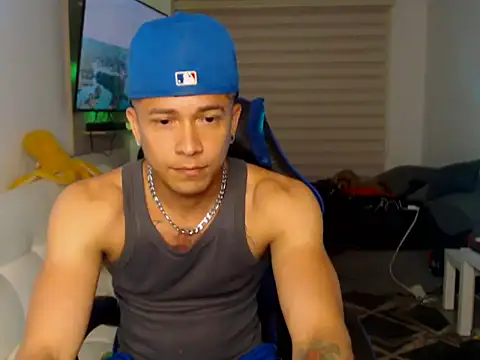 dilan18xxx Webcam Show