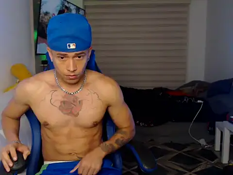 dilan18xxx Webcam-Show