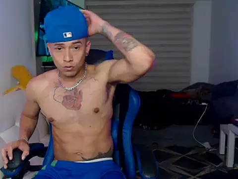 dilan18xxxn Webbikameraesitys