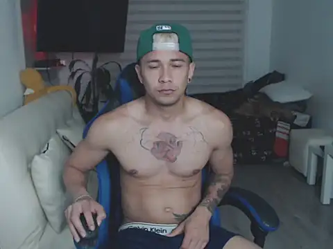 dilan18xxx's Webcam Show
