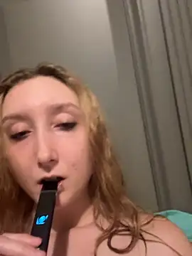 Ging3r_Snap's Webcam Show