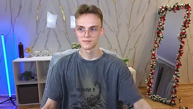 Midnight_gospell Show in webcam