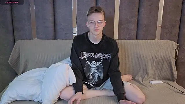 Midnight_gospell Webcamshow