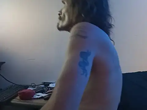 Wildfreakxxwolf: διαδικτυακό σόου στην κάμερα