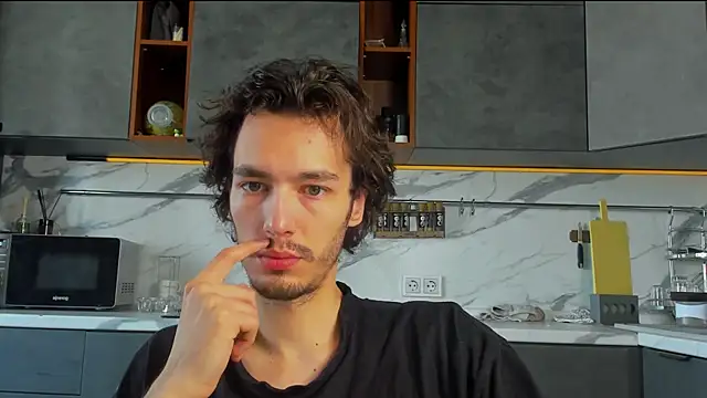 Вебкам-шоу MitchelKurs