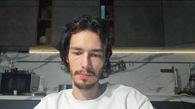 عرض كام MitchelKurs