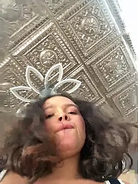 Yasmina_Noirn Webbikameraesitys
