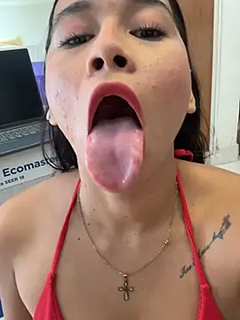 Yasmina_Noir Webcamshow