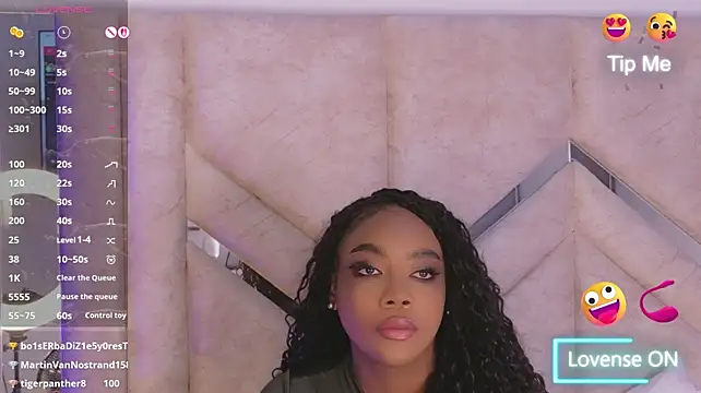 Chat +18 de Lola_king_ ao vivo