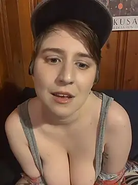 SaltySailorBlue's Webcam Show