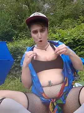 Pokazy przed kamerką – SaltySailorBlue
