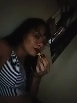 Show de Melzinha444 na webcam