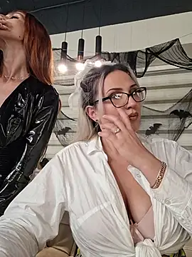 Chat XXX en directo de LaylaBlakes