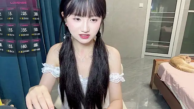 duoduo-000's Live XXX Chat