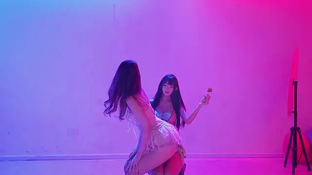 Novagirls-001 网络视讯表演