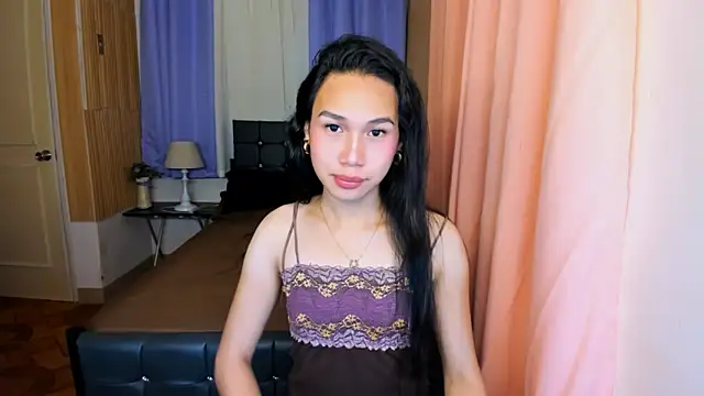 Almira_Hilson Pertunjukan Webcam