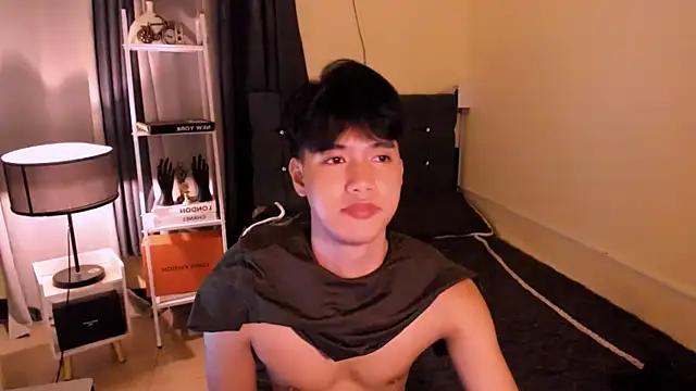 Twinker7inches 网络视讯表演
