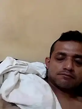 Giomoreno666 webcam show