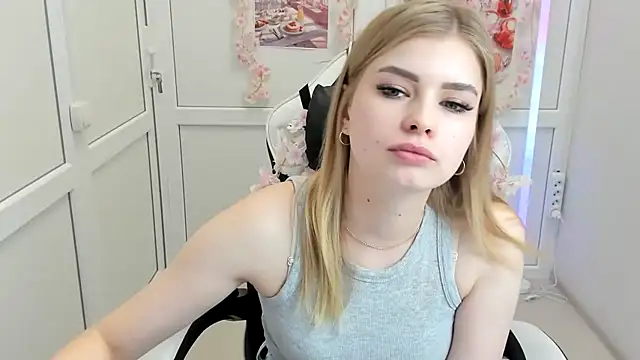 BrielleStorm XXX чат на живо