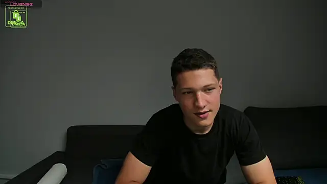 Nikolas_OConneln Webbikameraesitys